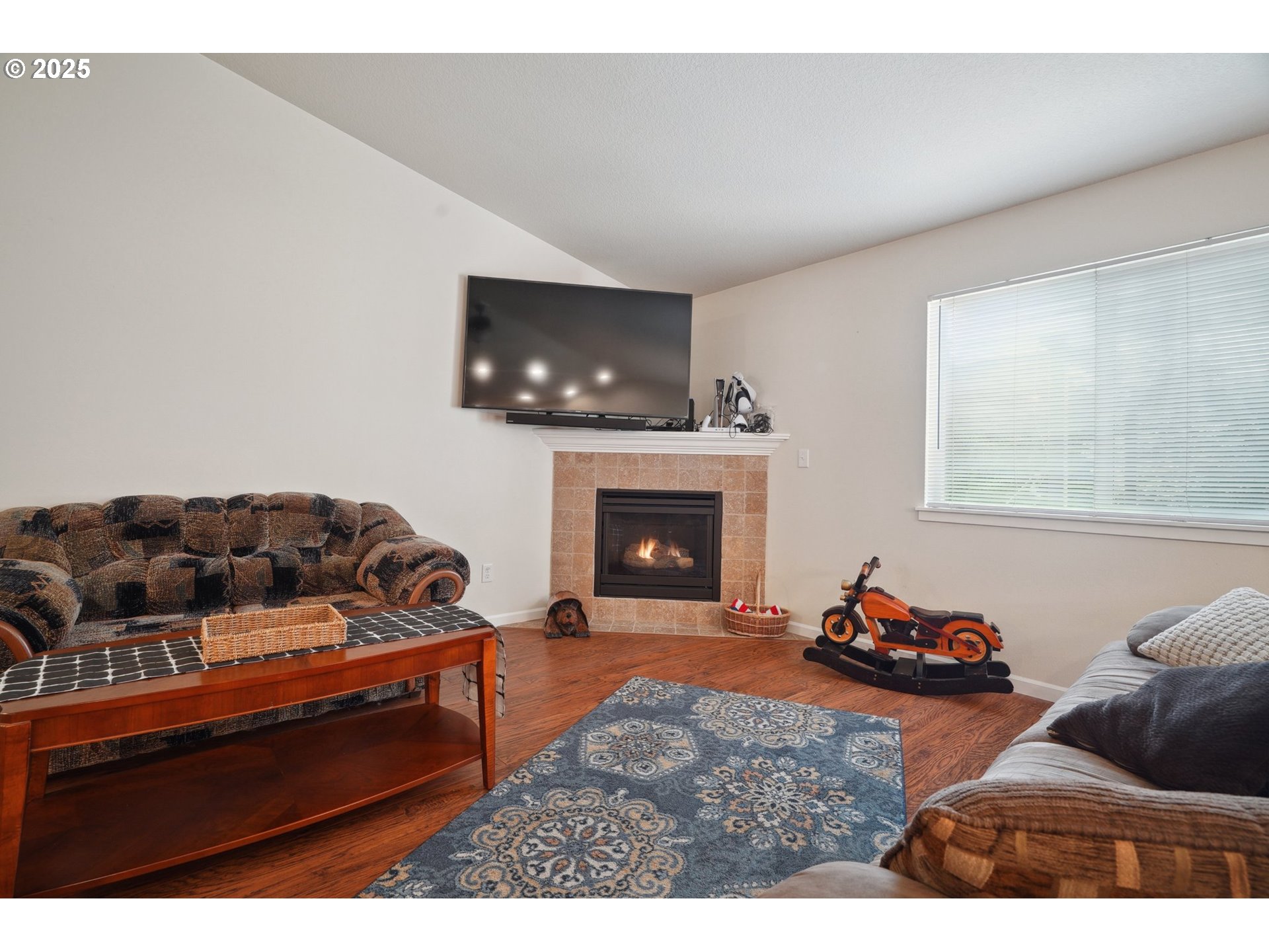 16 NW 23RD ST