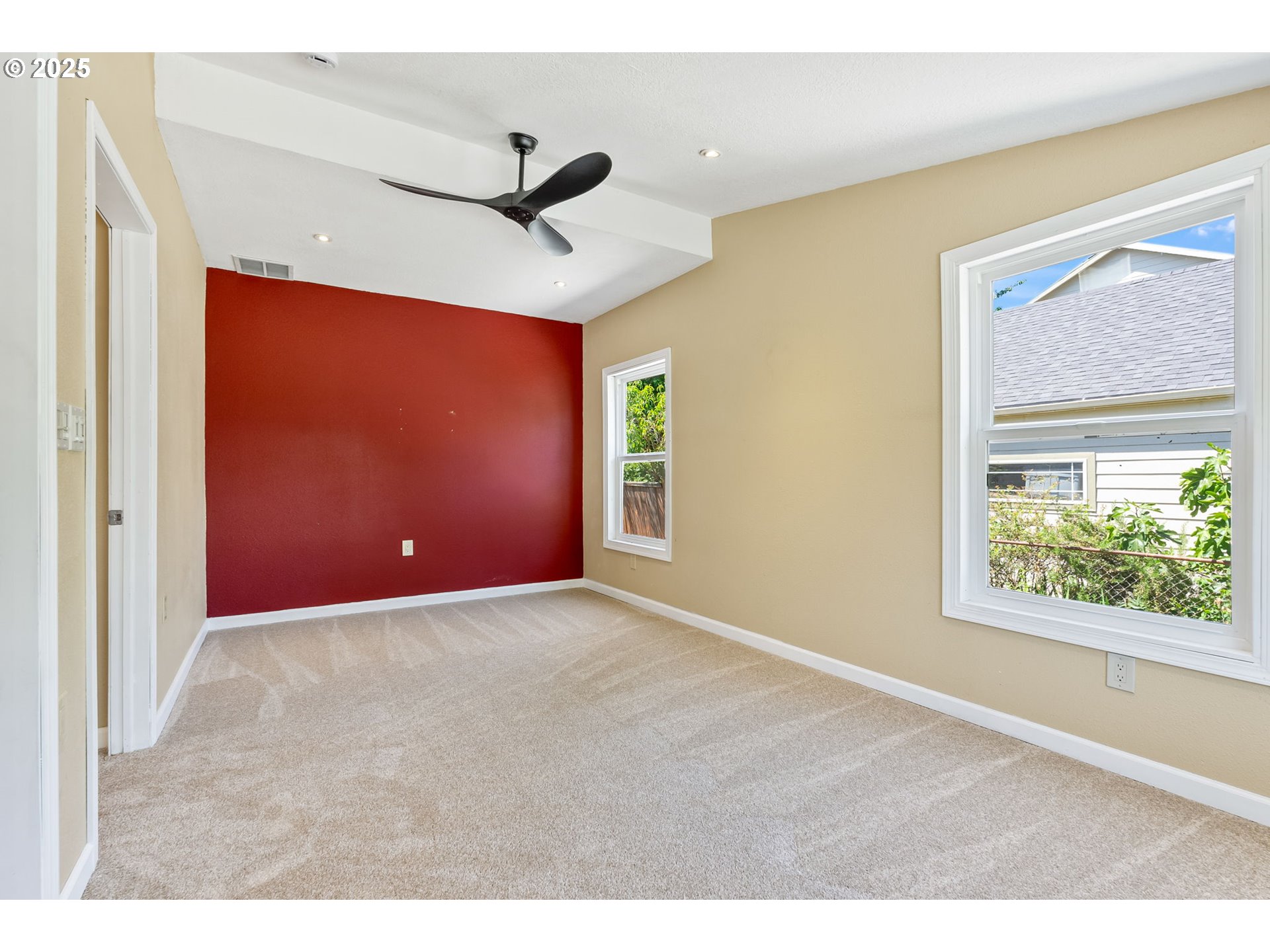 309 NE 104TH AVE