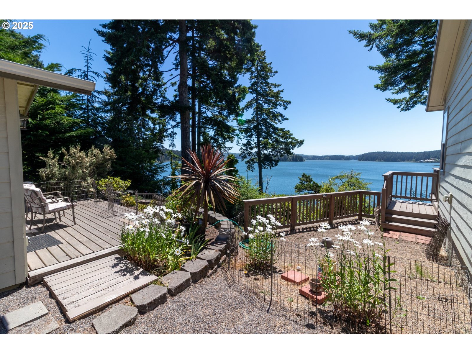 Florence, Oregon 97439, United States, 2 Bedrooms Bedrooms, ,2 BathroomsBathrooms,Residential,Active,165656