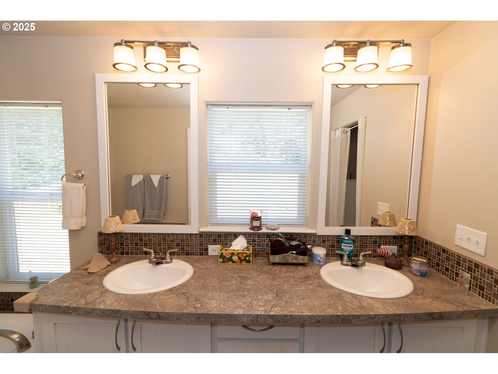 Florence, Oregon 97439, United States, 2 Bedrooms Bedrooms, ,2 BathroomsBathrooms,Residential,Active,165656