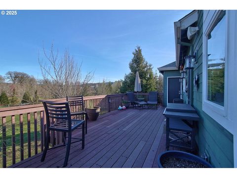 A home in Yamhill