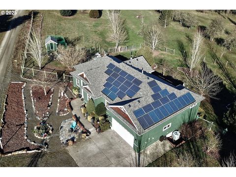 A home in Yamhill