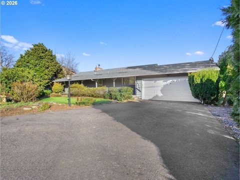 10180 SE CRESTHILL RD Happy Valley OR 97086