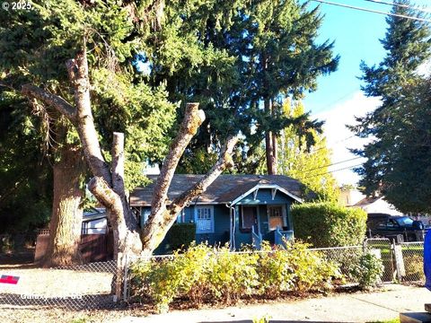 10206 N TYLER AVE Portland OR 97203