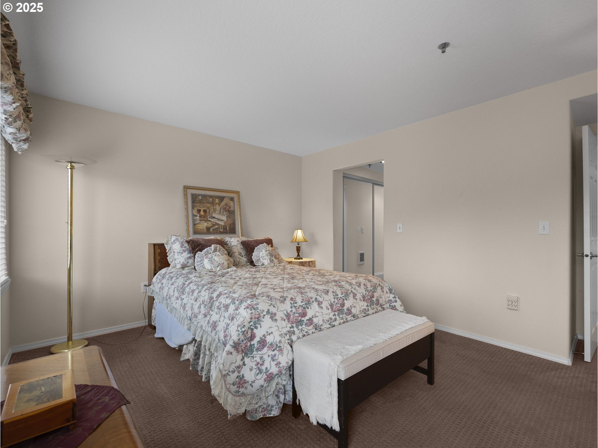 Portland, Oregon 97230, United States, 2 Bedrooms Bedrooms, ,2 BathroomsBathrooms,Residential,Active,14957