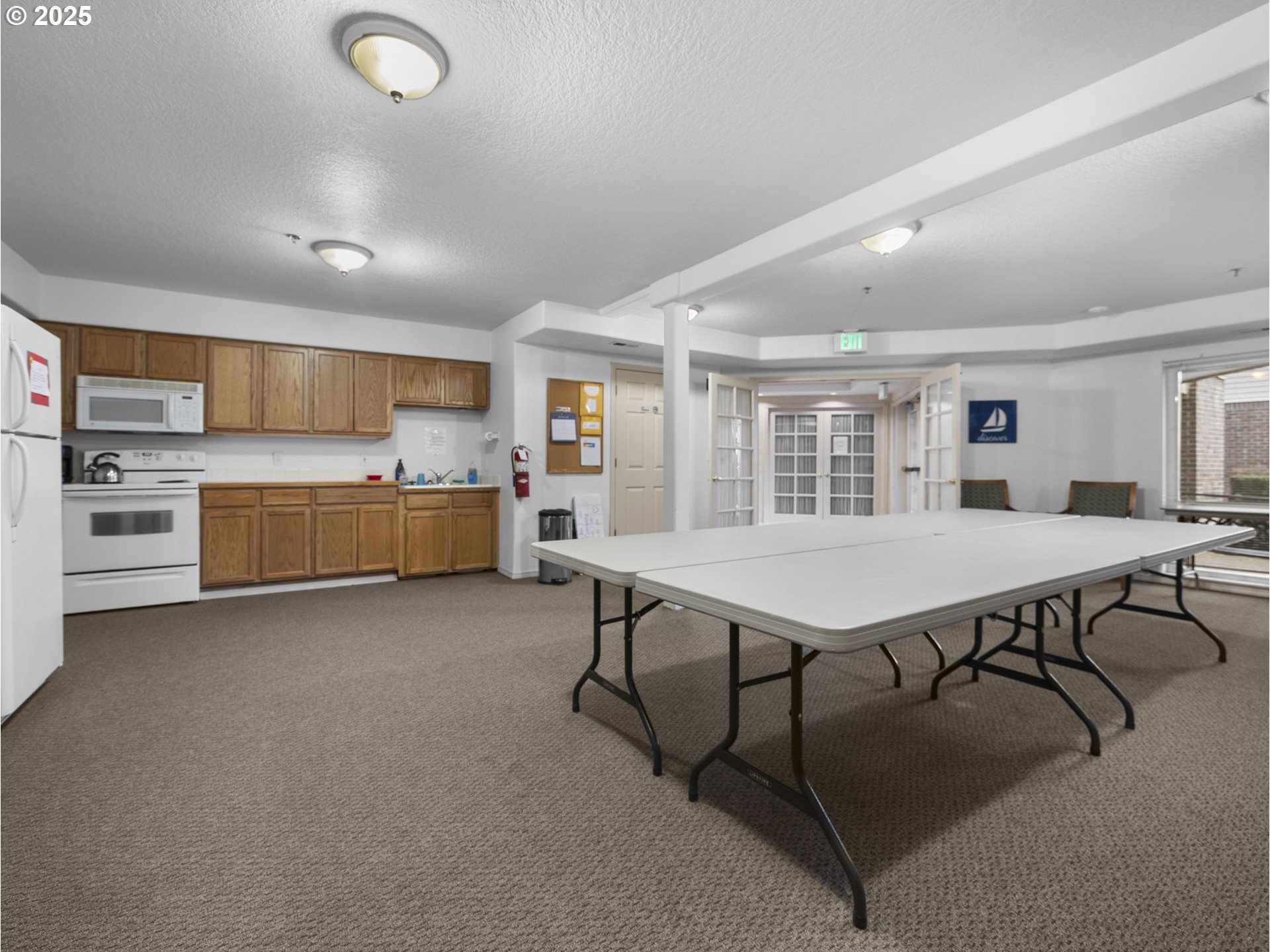 Portland, Oregon 97230, United States, 2 Bedrooms Bedrooms, ,2 BathroomsBathrooms,Residential,Active,14957