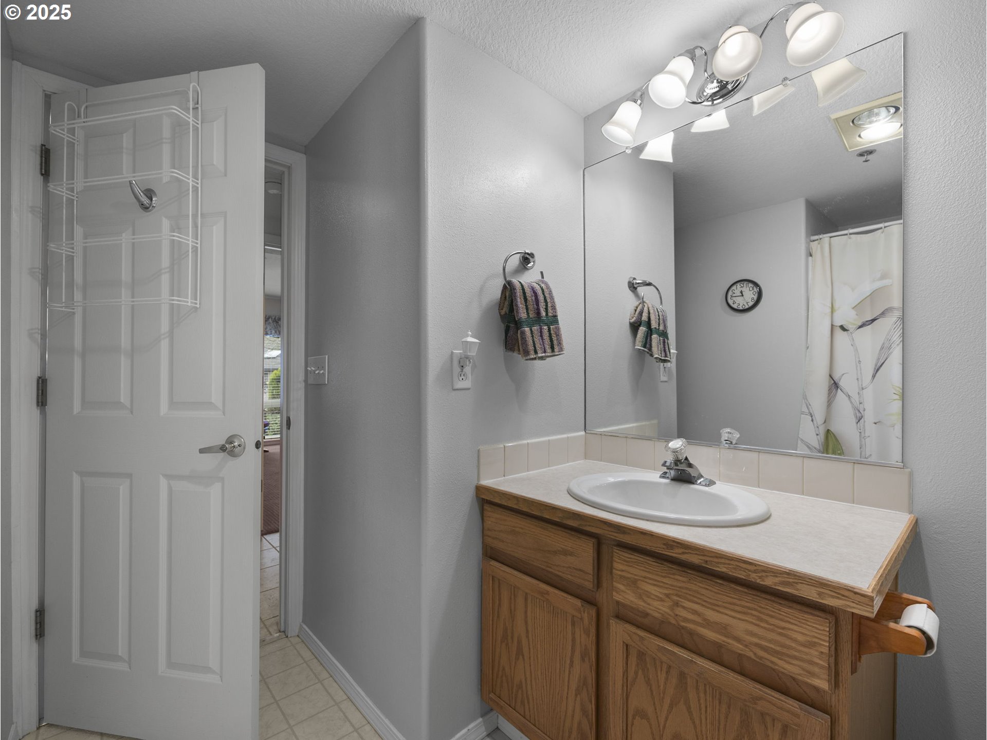 Portland, Oregon 97230, United States, 2 Bedrooms Bedrooms, ,2 BathroomsBathrooms,Residential,Active,14957