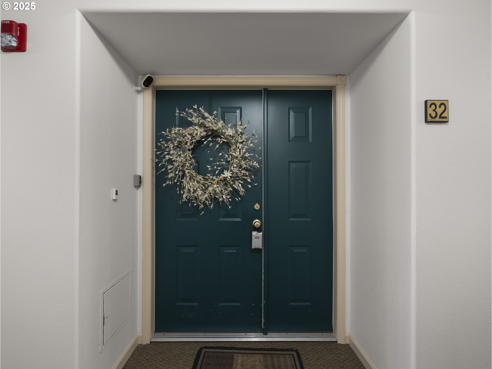 Portland, Oregon 97230, United States, 2 Bedrooms Bedrooms, ,2 BathroomsBathrooms,Residential,Active,14957