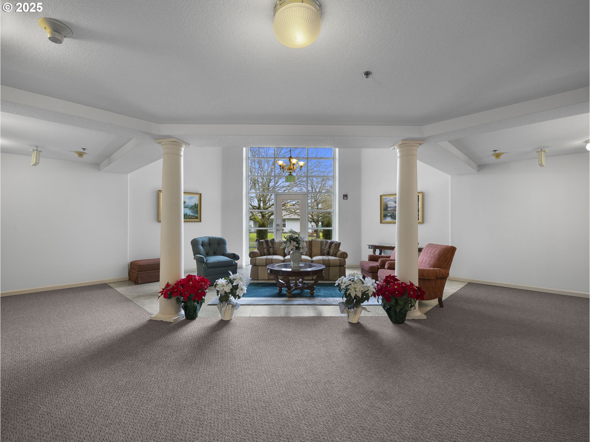 Portland, Oregon 97230, United States, 2 Bedrooms Bedrooms, ,2 BathroomsBathrooms,Residential,Active,14957