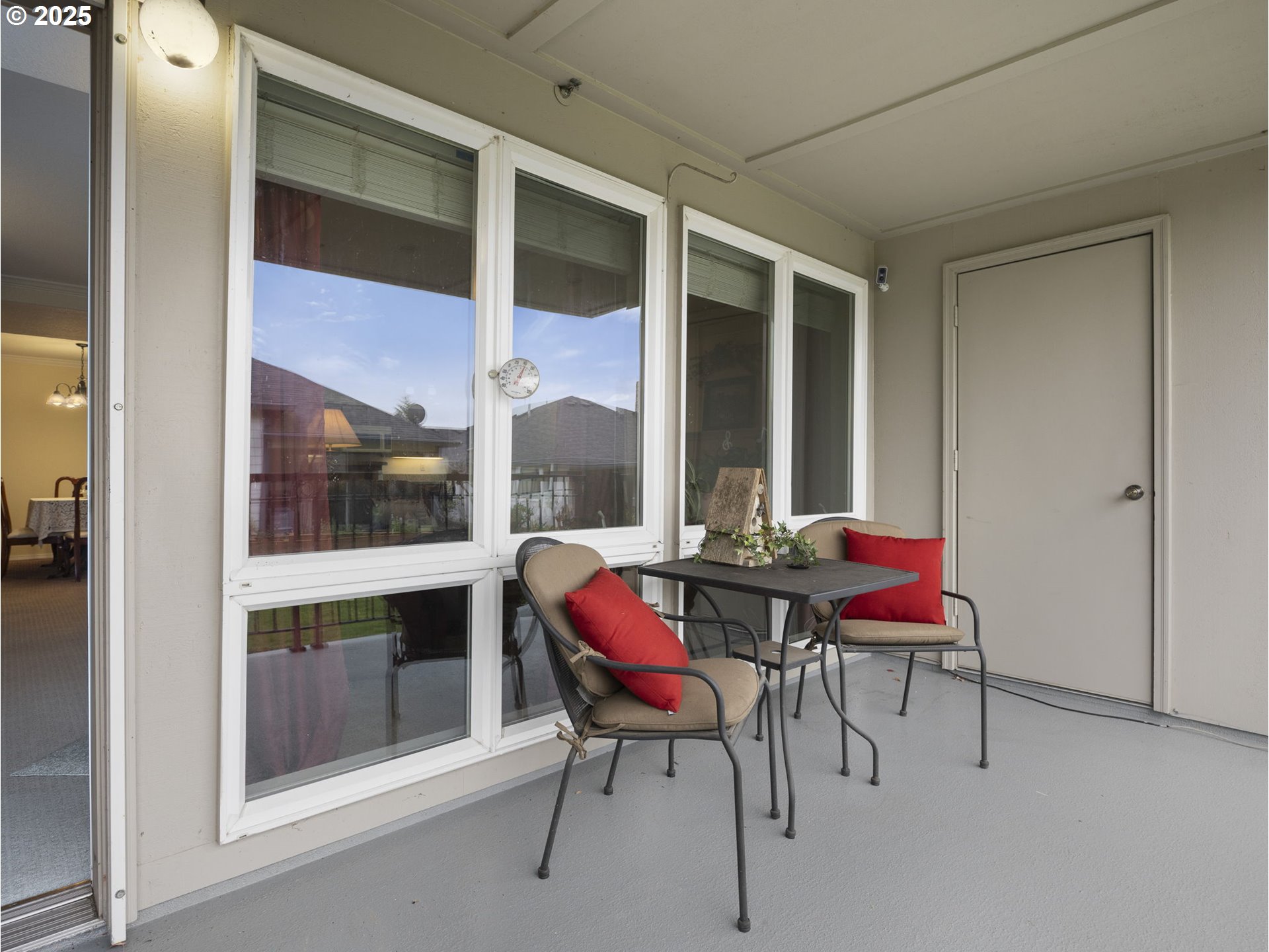 Portland, Oregon 97230, United States, 2 Bedrooms Bedrooms, ,2 BathroomsBathrooms,Residential,Active,14957