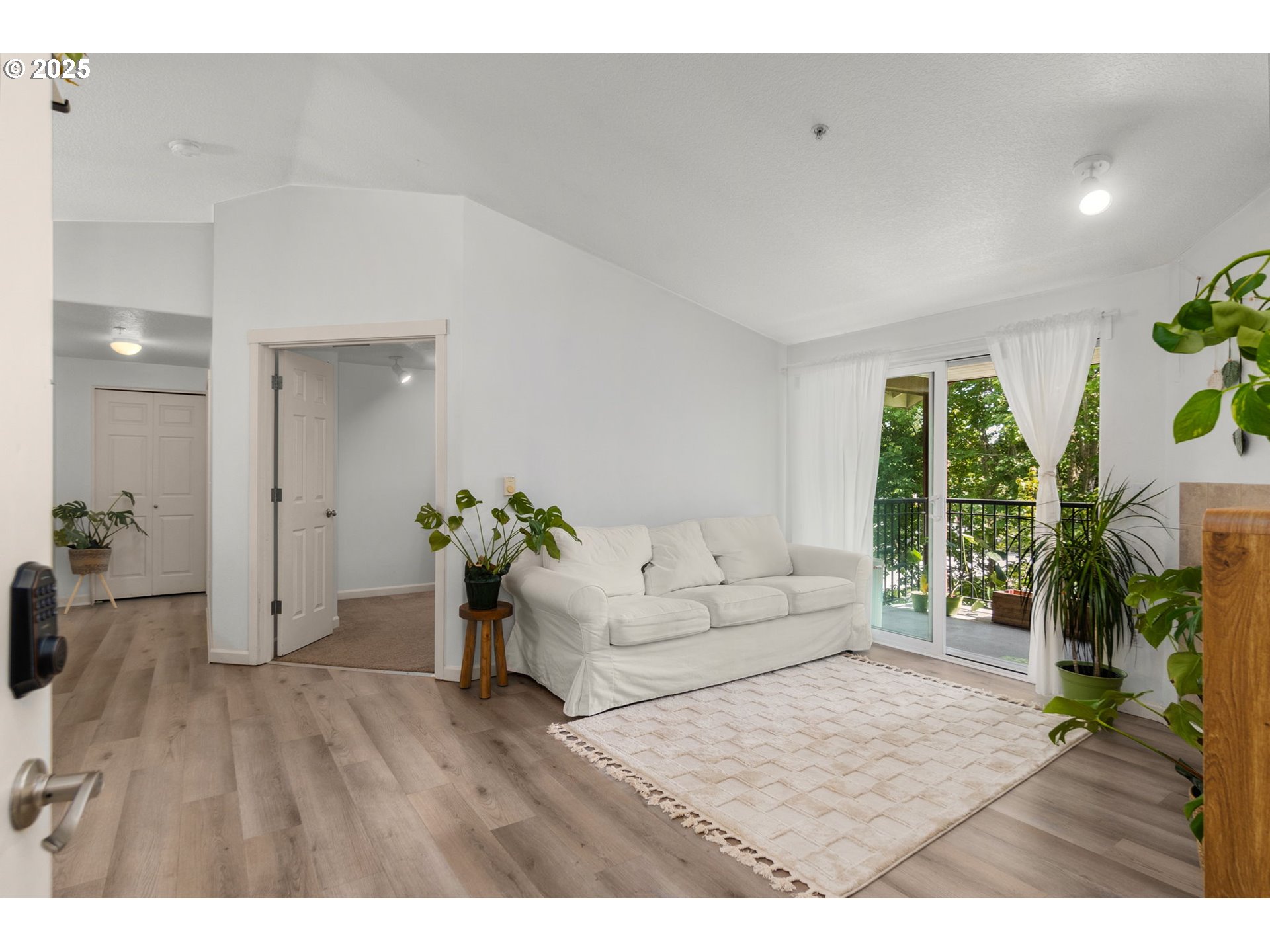 760 NW 185TH AVE 305