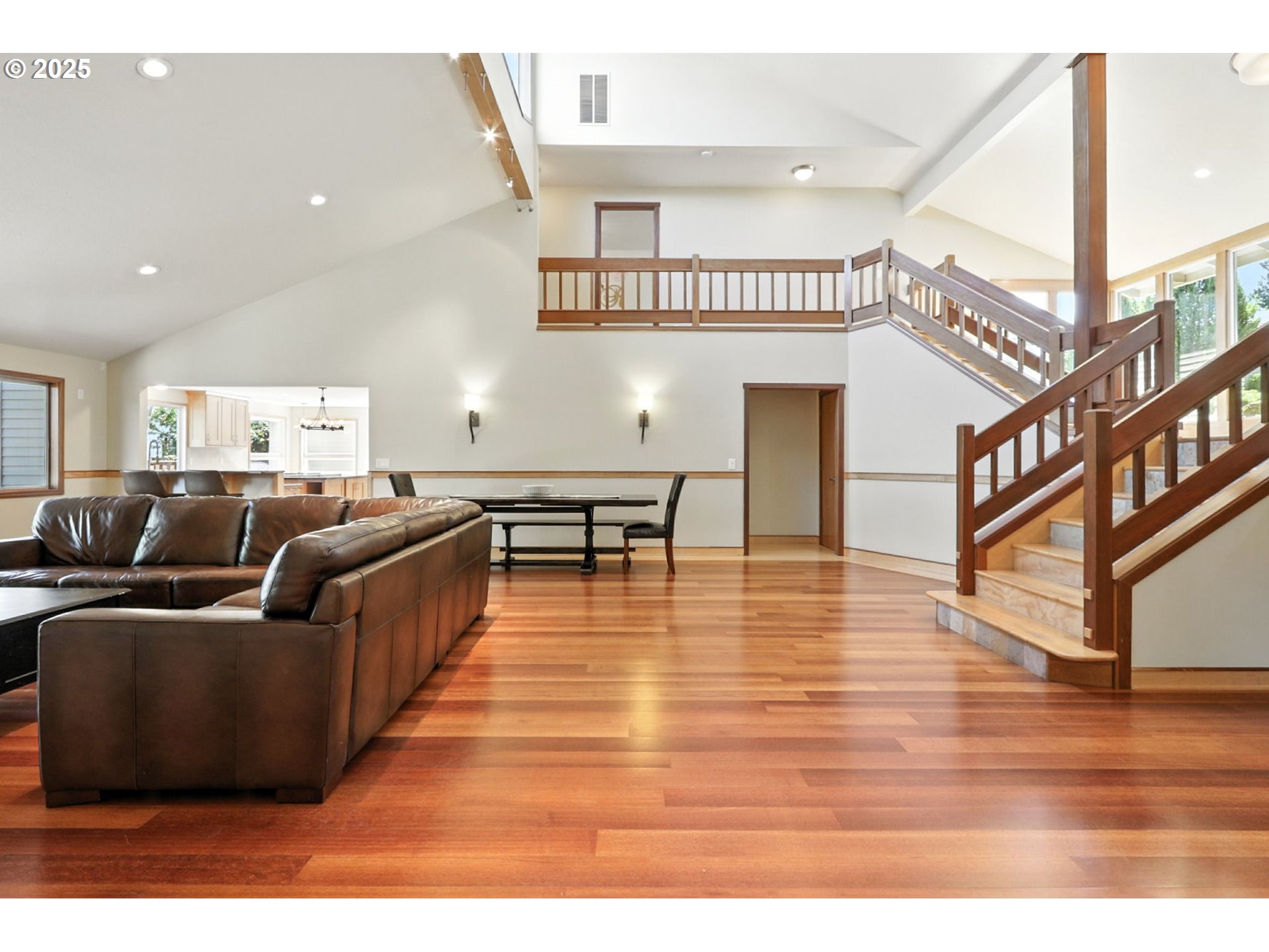 16289 NW MISSION OAKS DR