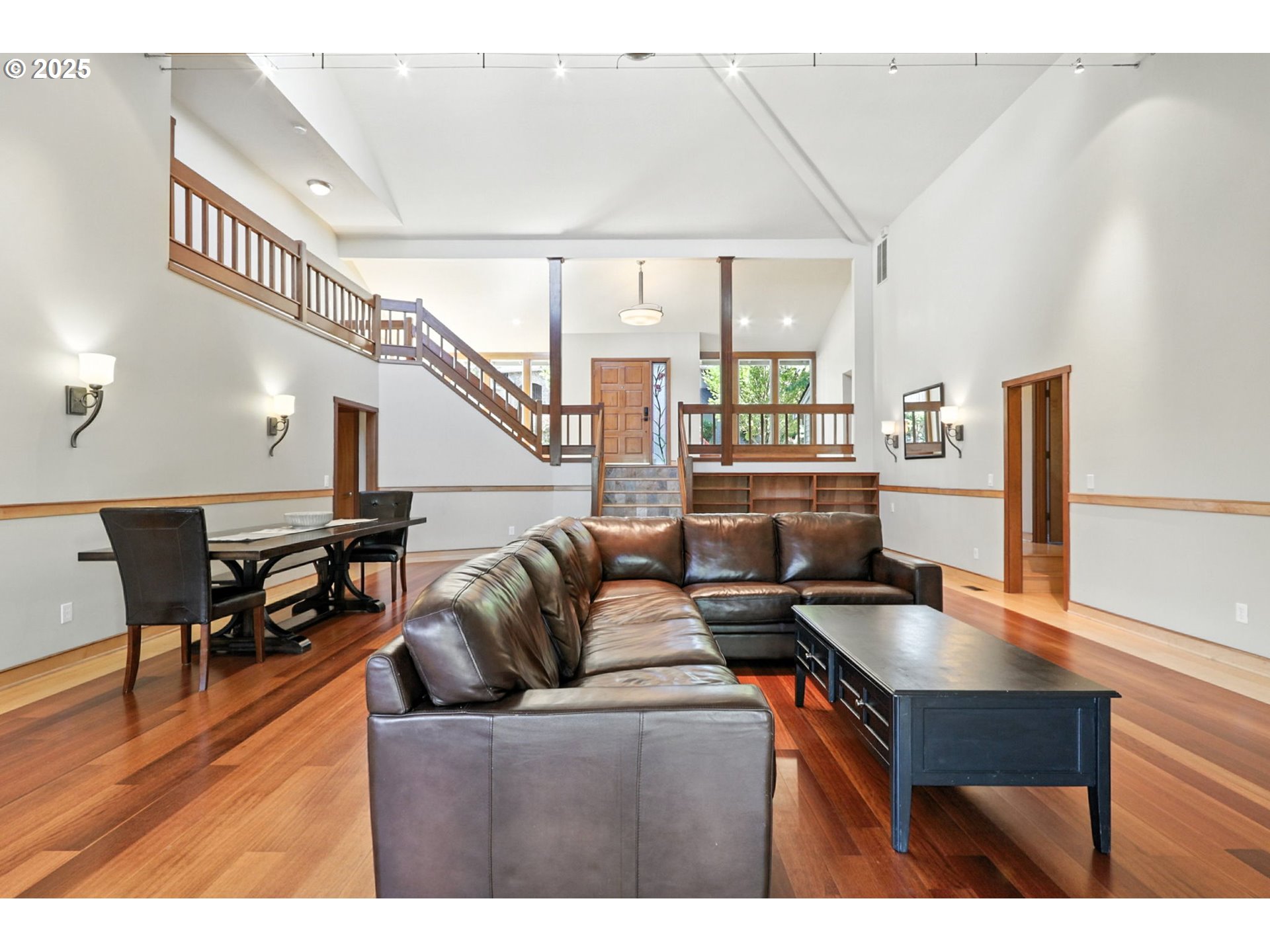 16289 NW MISSION OAKS DR