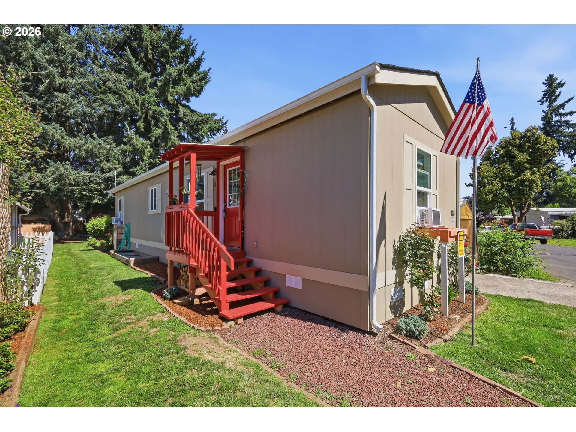 33838 E RIVER DR 125