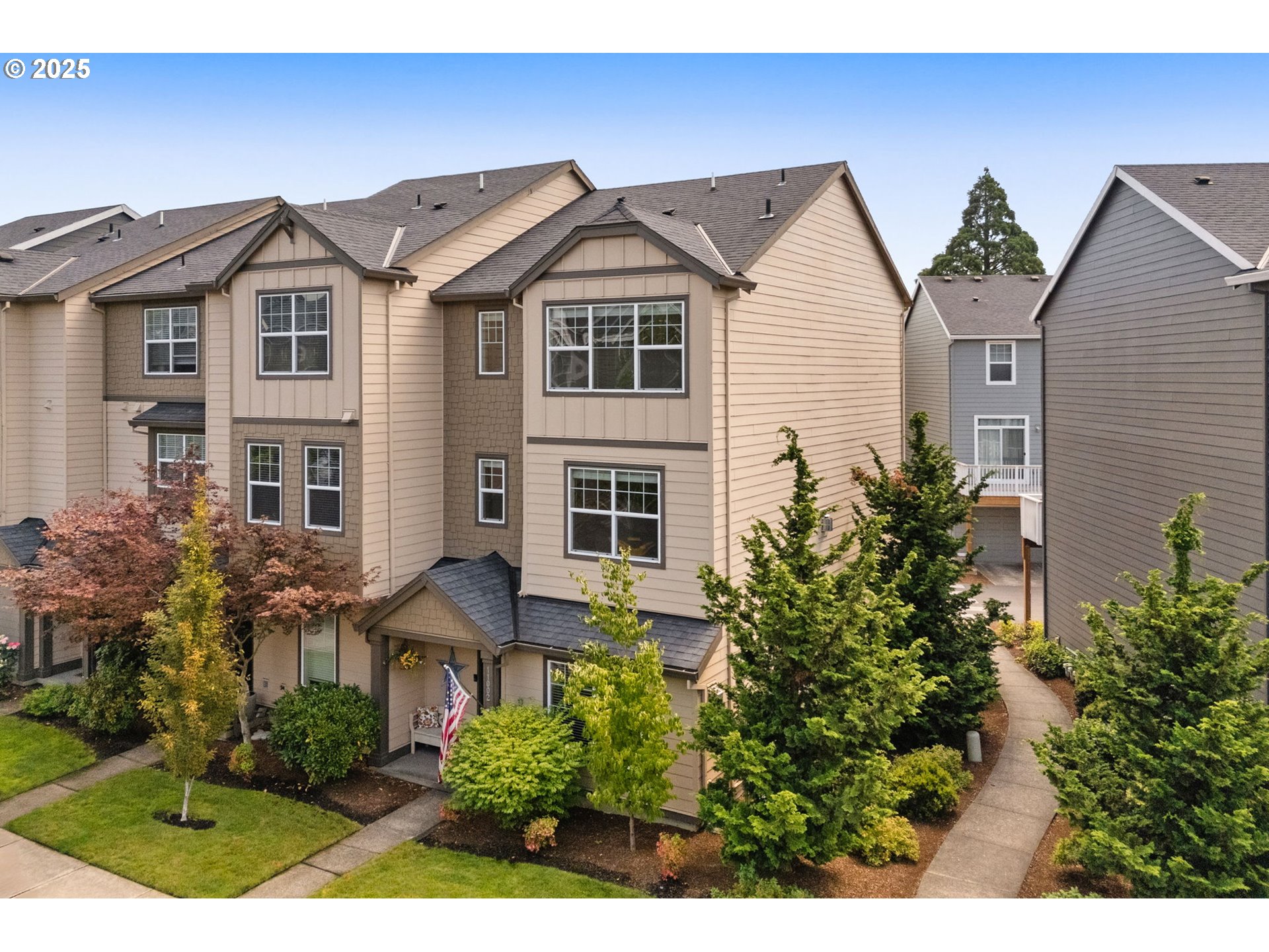 Photo 1 of 36 — 11002 SW SAGE TER, Portland, OR 97223