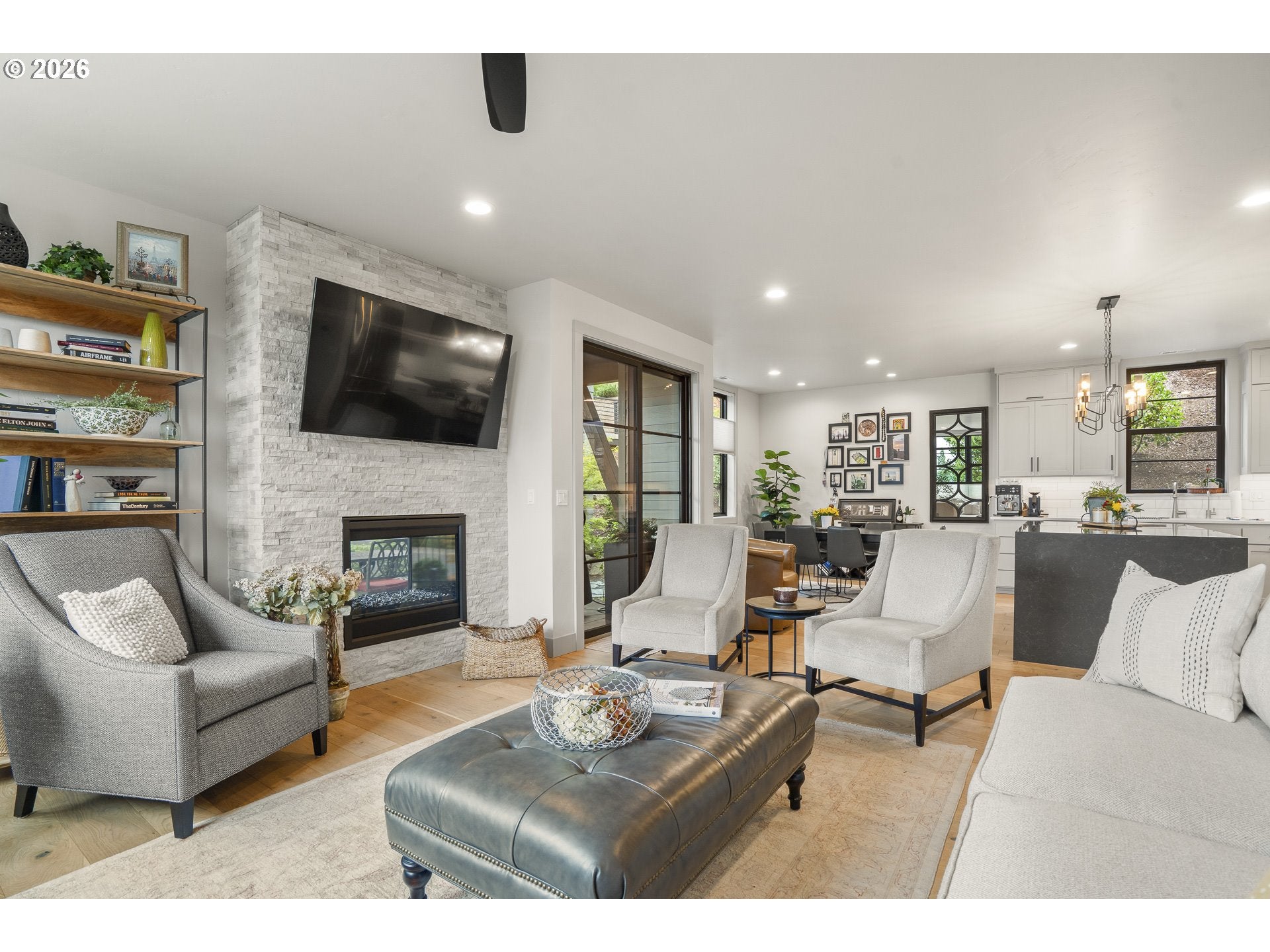 1191 LANTERN LN