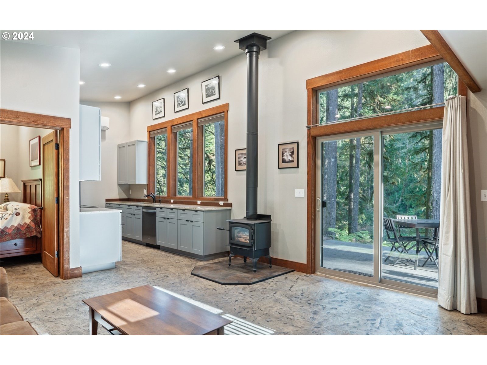 8475 KALAMA RIVER RD