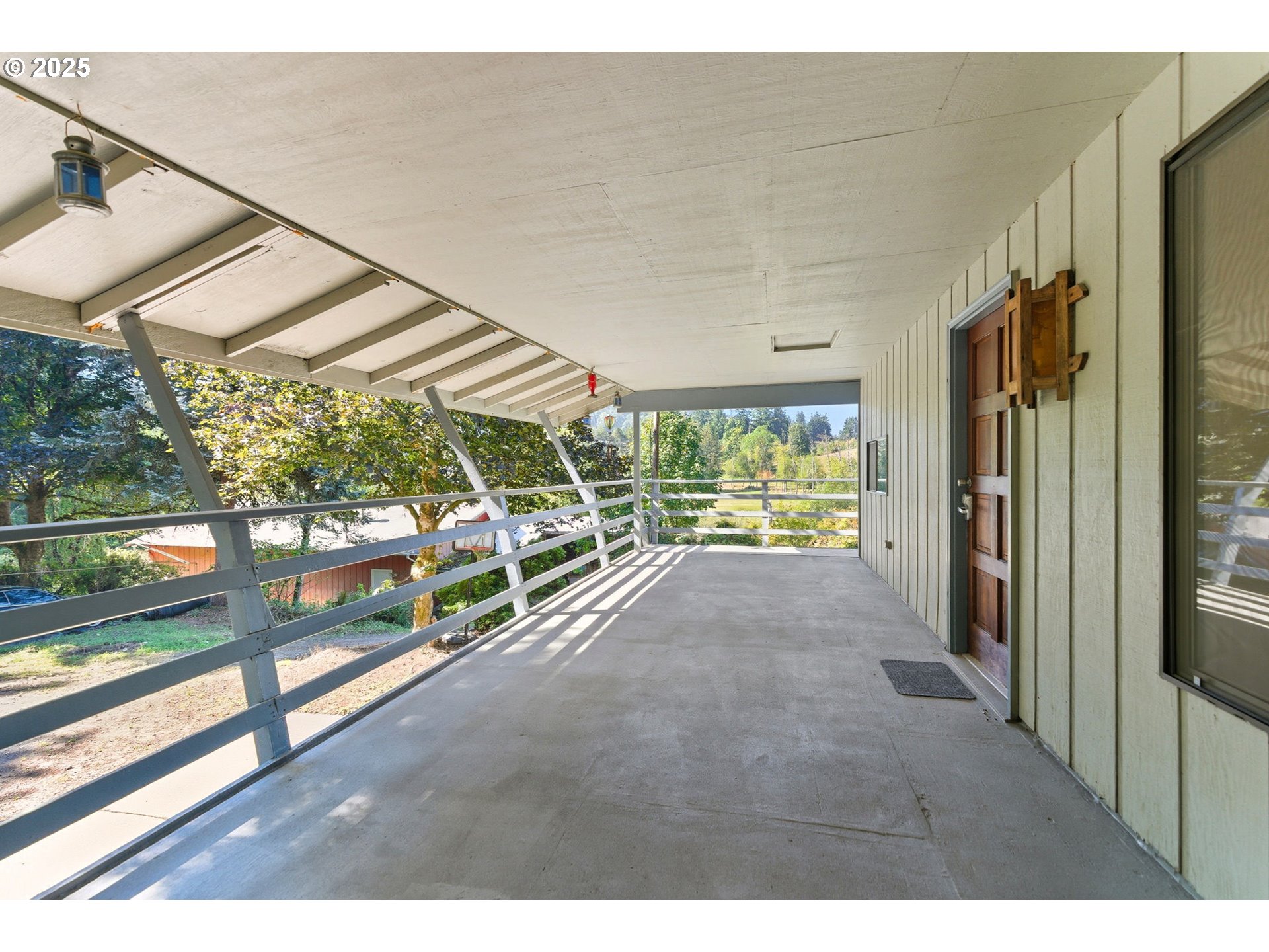 9151 SE HIDEAWAY CT