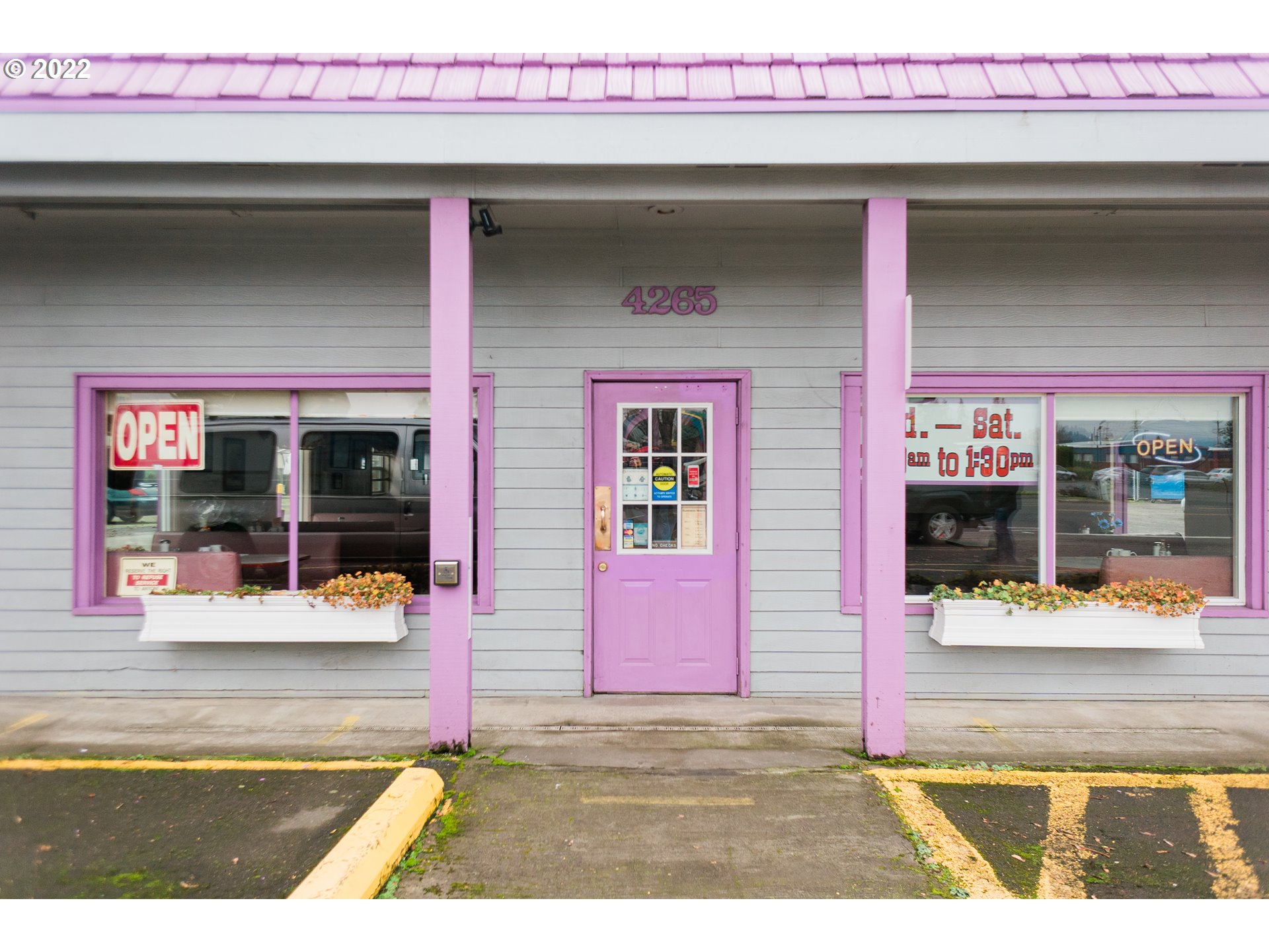 4265 MAIN ST