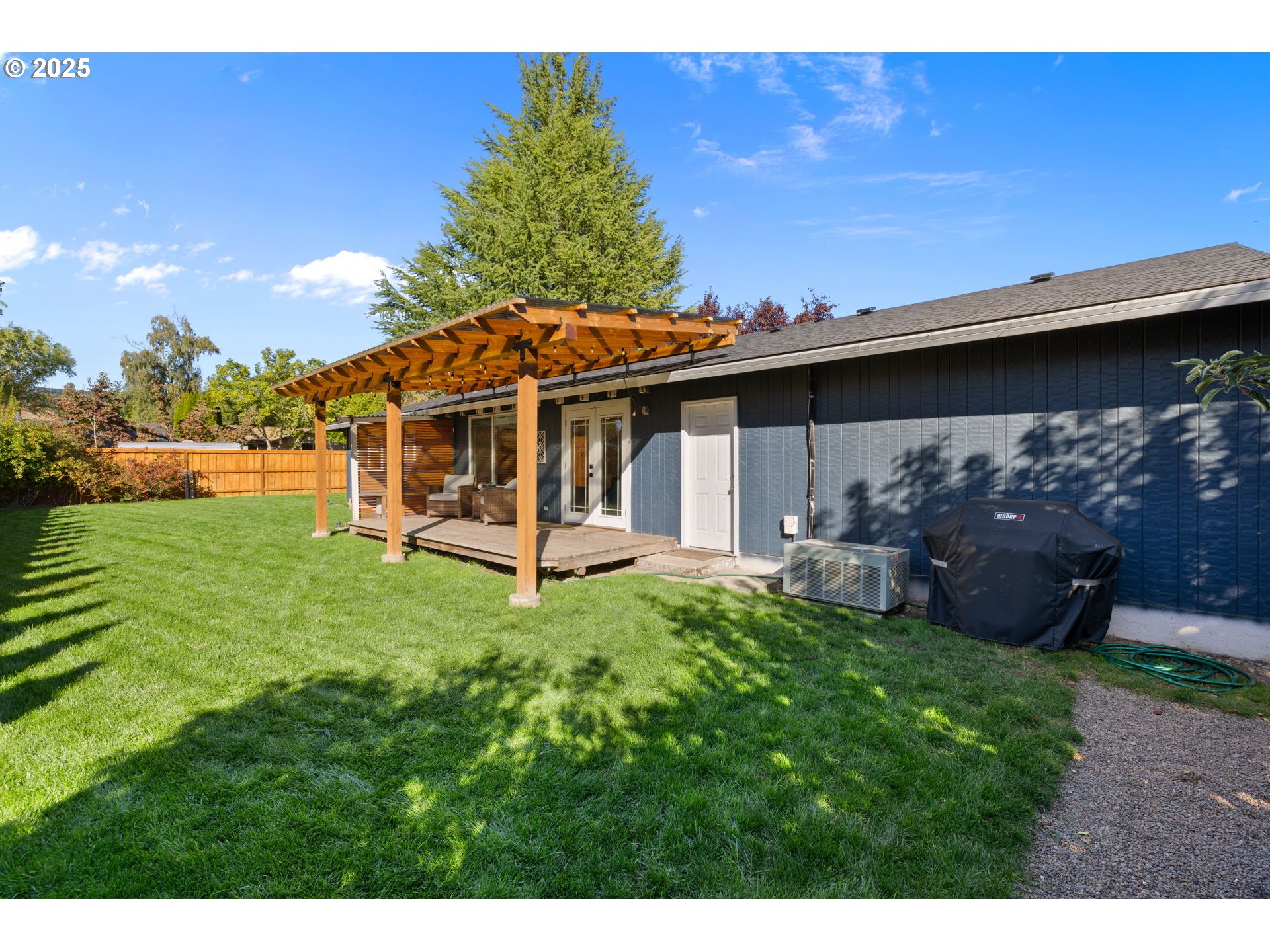 1905 N SPRINGBROOK WAY