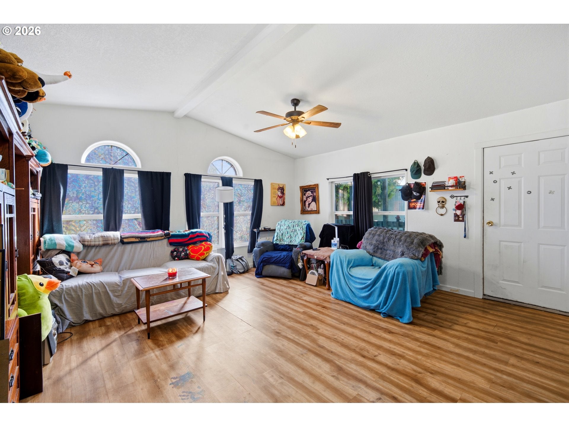1220 MONMOUTH ST 37