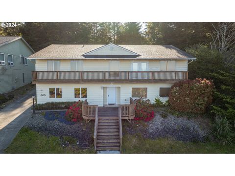 A home in Coos Bay