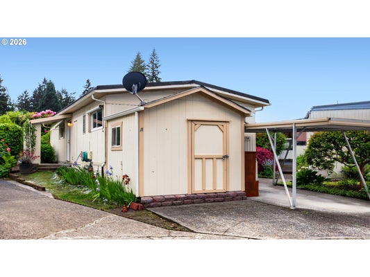 11564 SW ROYAL VILLA DR, PORTLAND, OR 97224 - Image b74193280a2f9f4bd6936fa310a7df0a/1368794162
