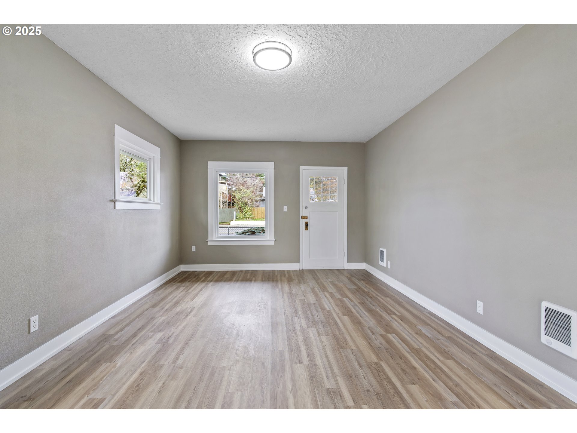 10104 SE HOLGATE BLVD