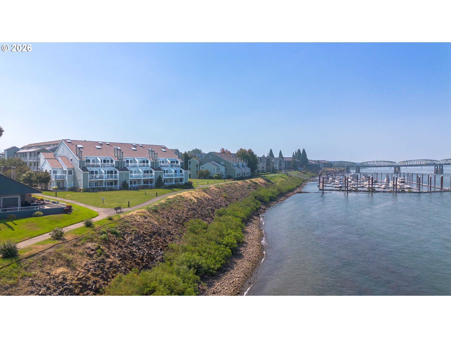 129 N HAYDEN BAY DR BLDG  F