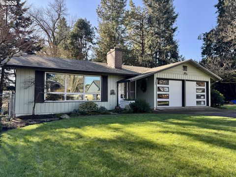 100 W JOHANNA CT Newberg OR 97132