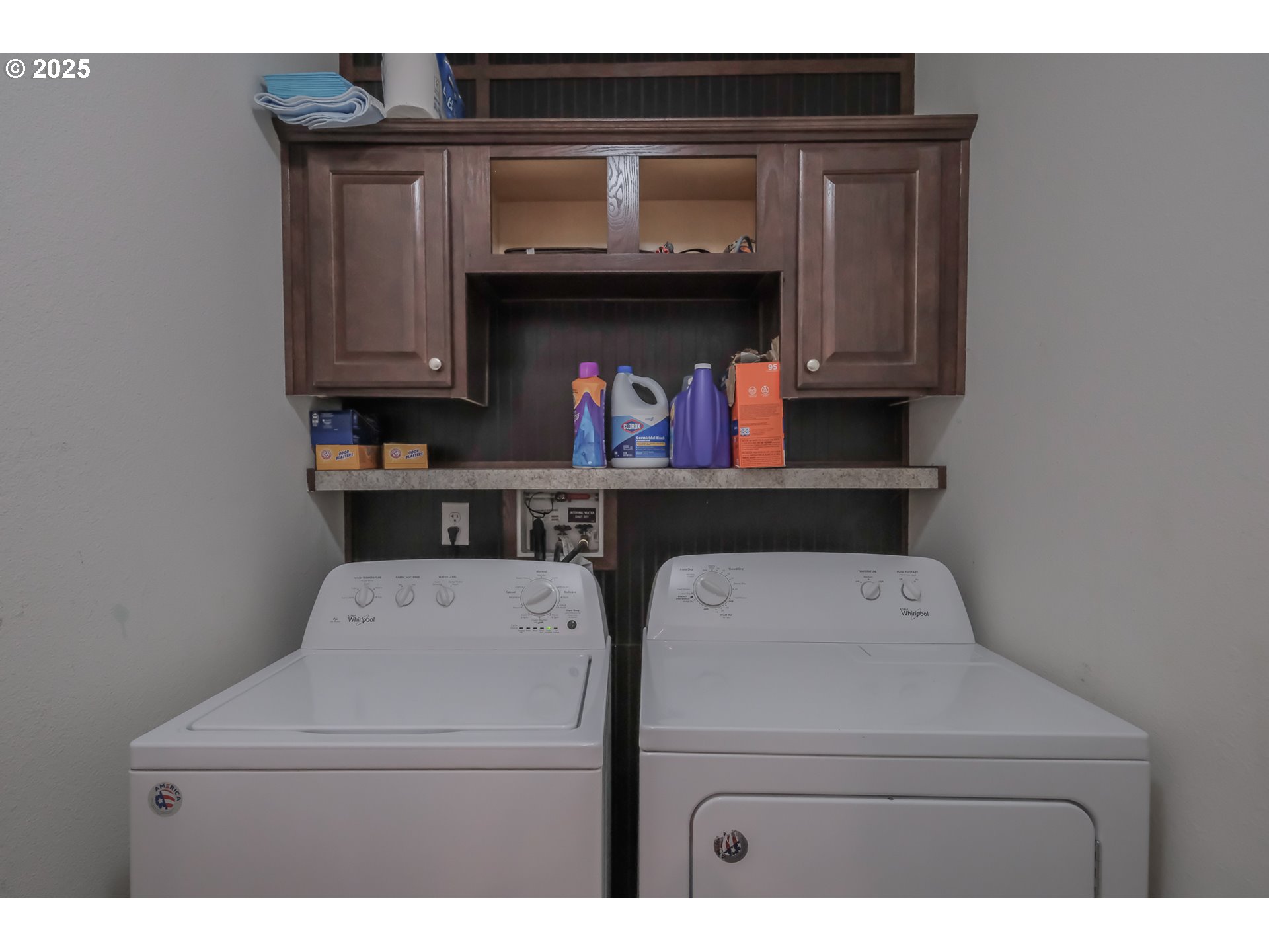 Salem, Oregon 97305, United States, 4 Bedrooms Bedrooms, ,2 BathroomsBathrooms,Residential,Active,12699