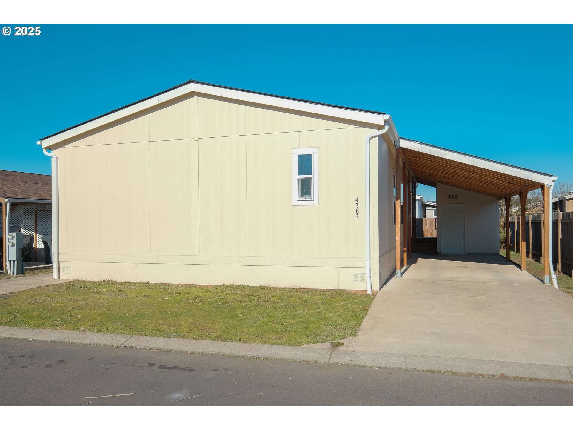 Salem, Oregon 97305, United States, 4 Bedrooms Bedrooms, ,2 BathroomsBathrooms,Residential,Active,12699