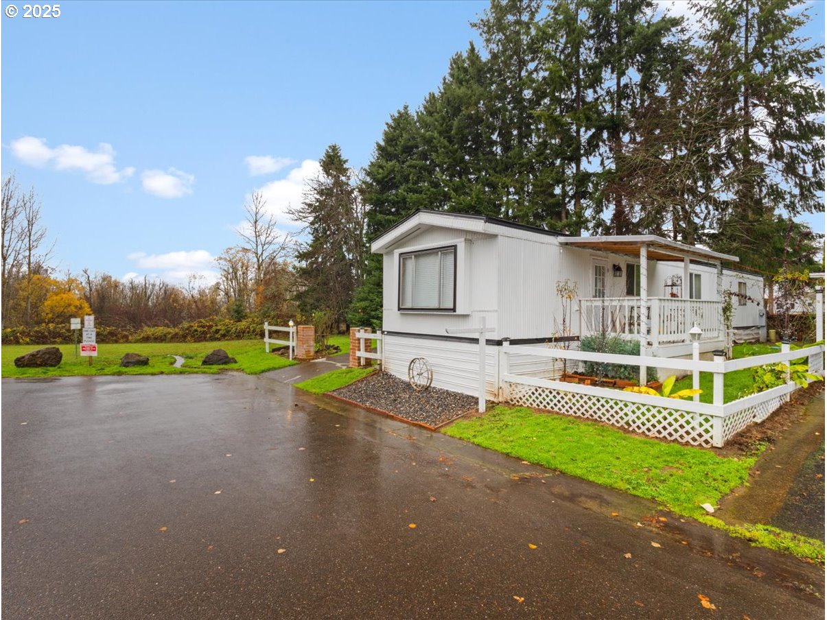 6610 NW WHITNEY RD 138