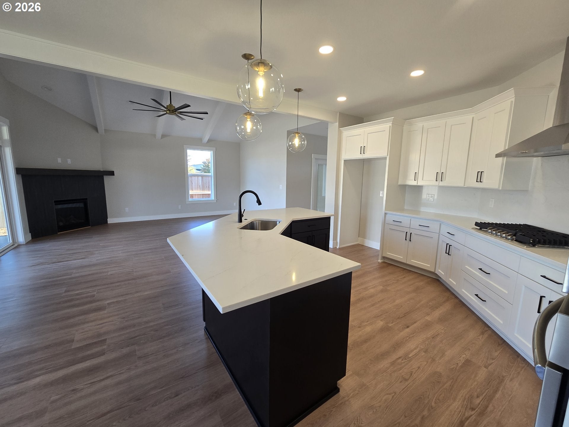 454 SW 15TH ST