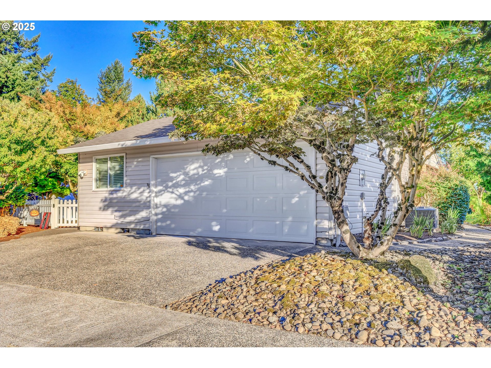 2406 NE 151ST AVE