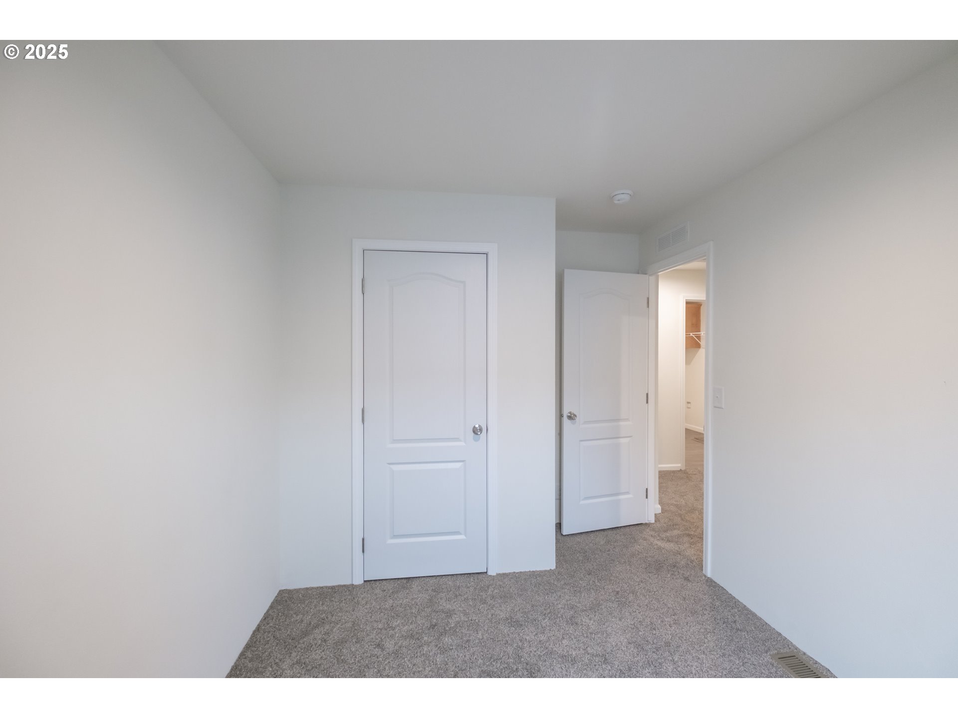 Salem, Oregon 97305, United States, 3 Bedrooms Bedrooms, ,2 BathroomsBathrooms,Residential,Active,222819