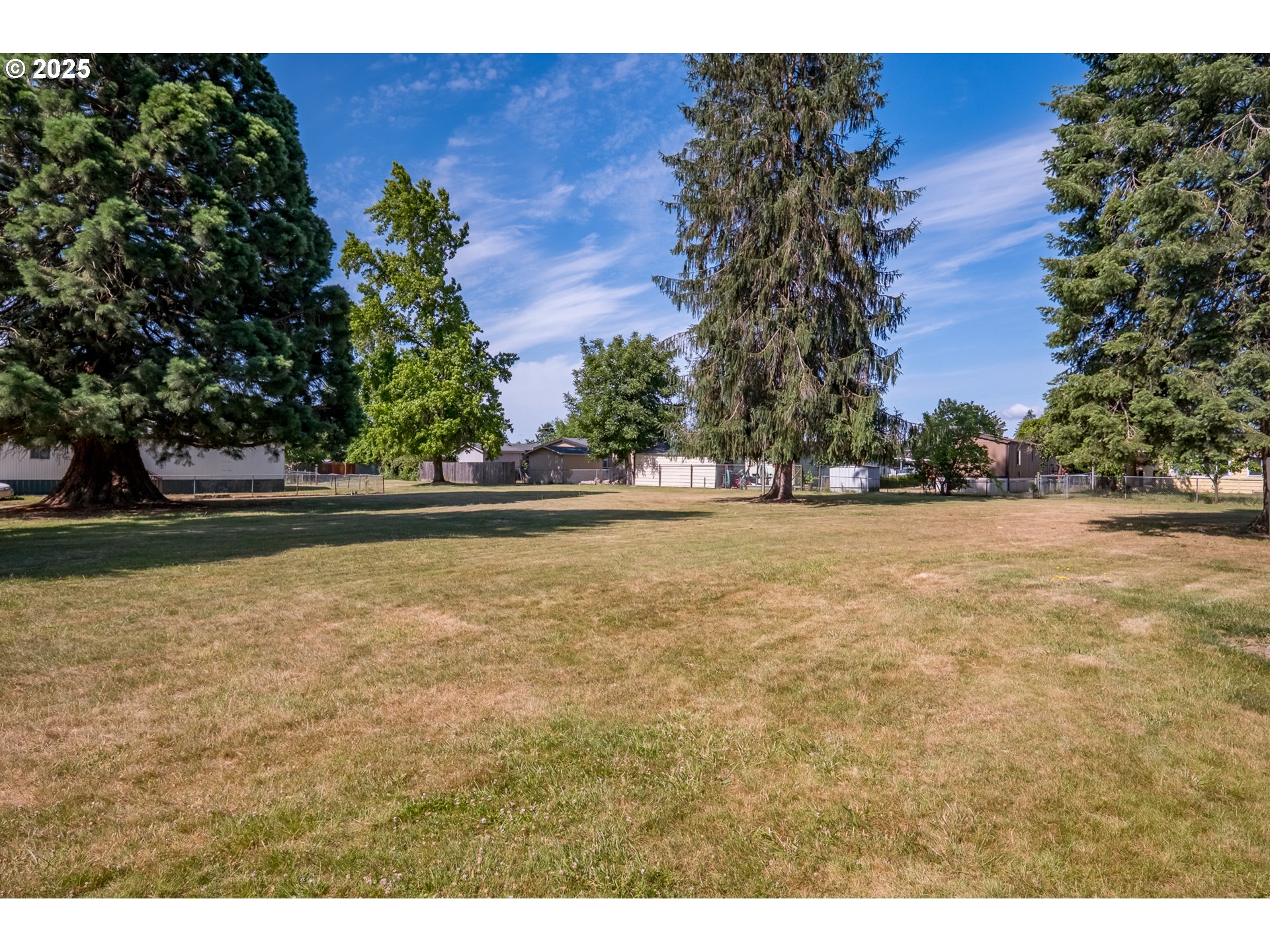 Salem, Oregon 97305, United States, 3 Bedrooms Bedrooms, ,2 BathroomsBathrooms,Residential,Active,222819