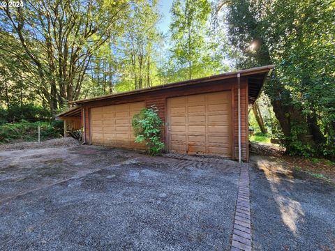 A home in Port Orford