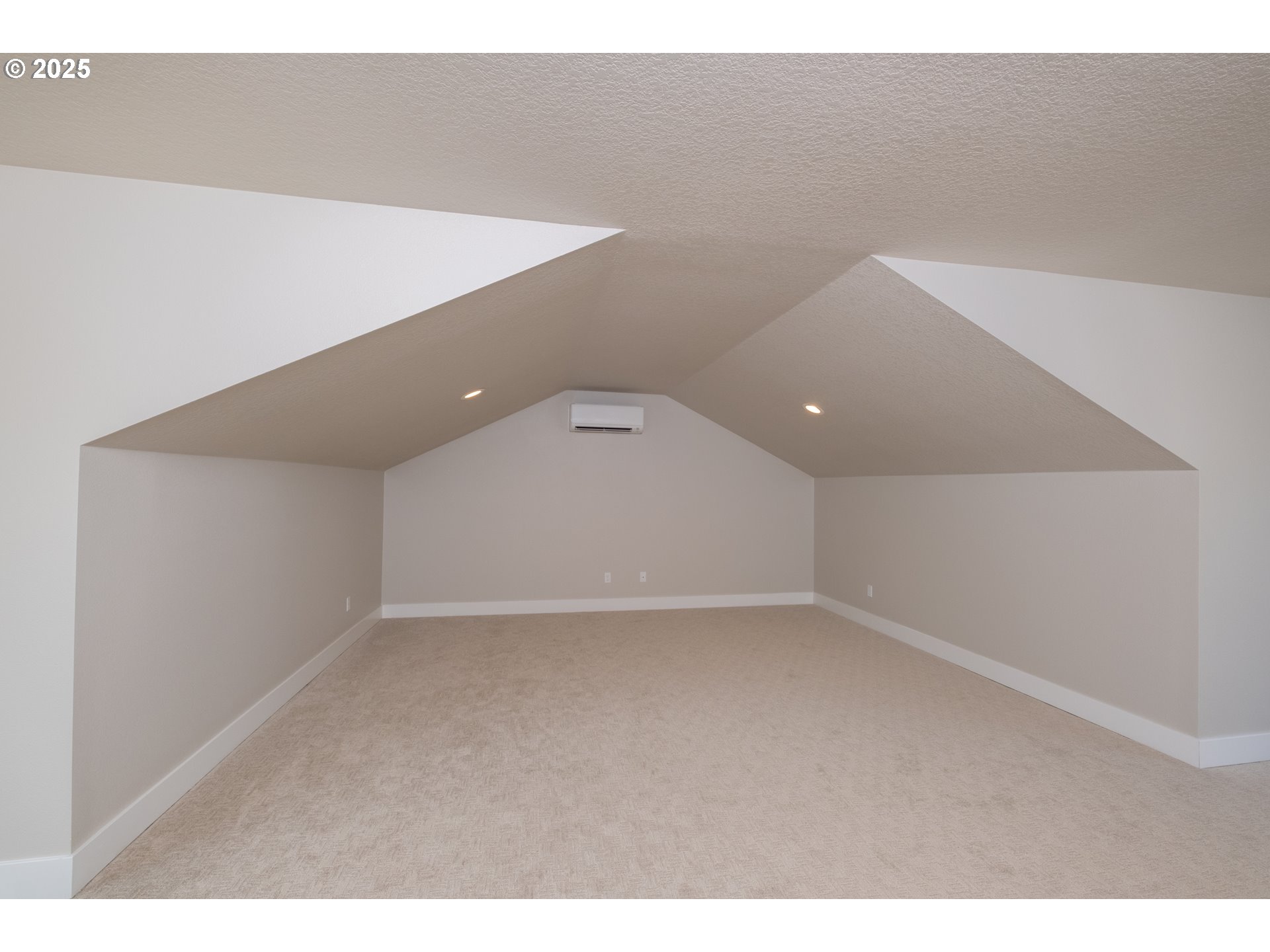 Turner, Oregon 97392, United States, 3 Bedrooms Bedrooms, ,3 BathroomsBathrooms,Residential,Active,34999