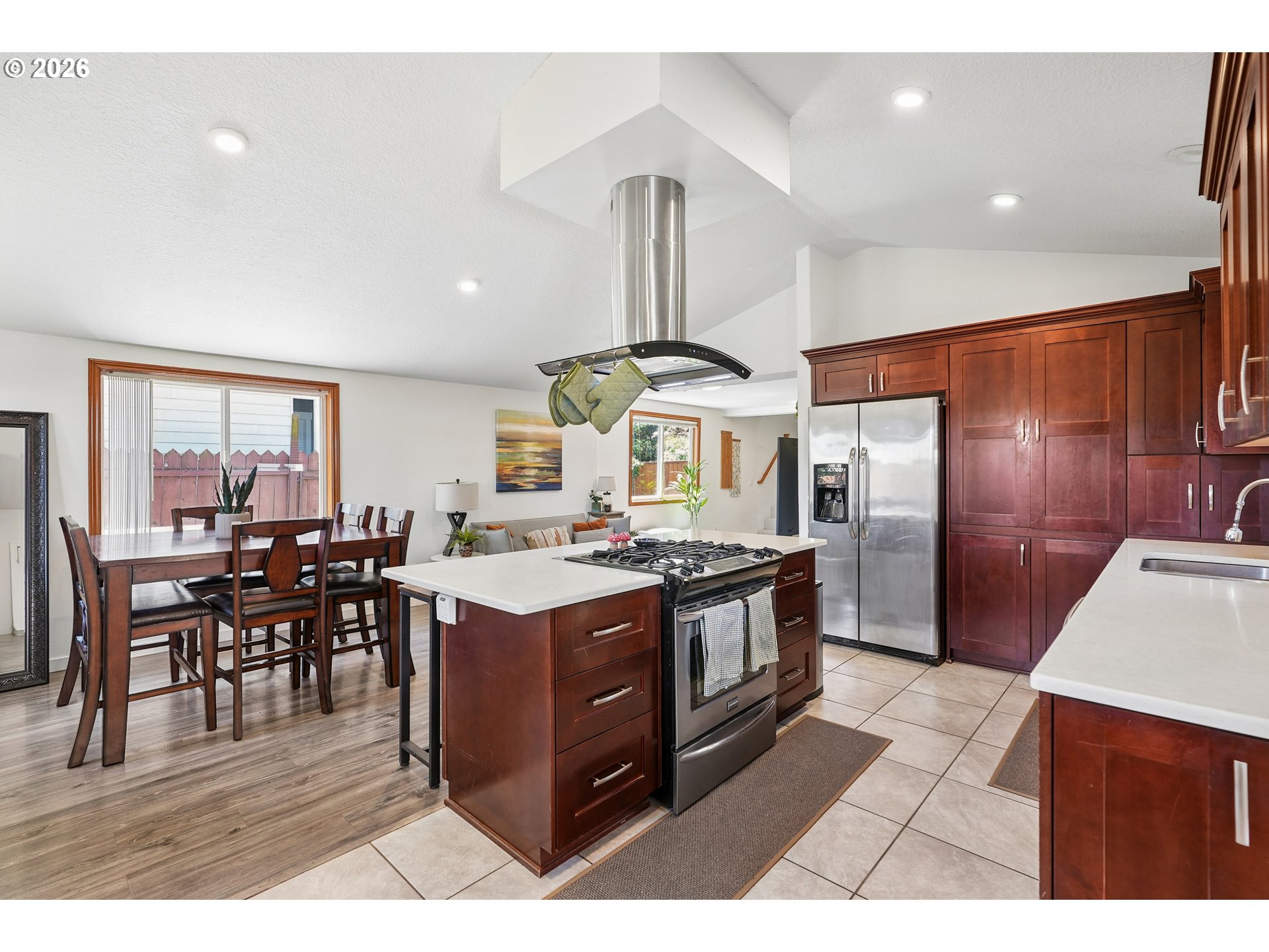 2407 SE 93RD AVE