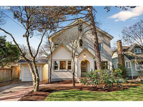 3325 NE 45TH AVE Portland OR 97213