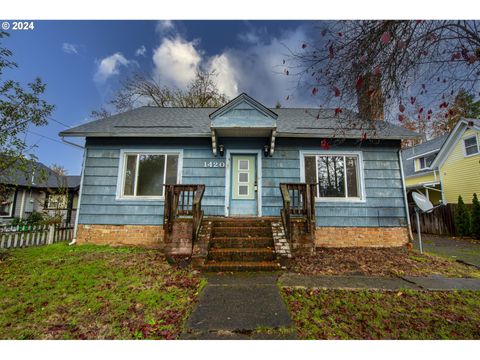 A home in Cottage Grove