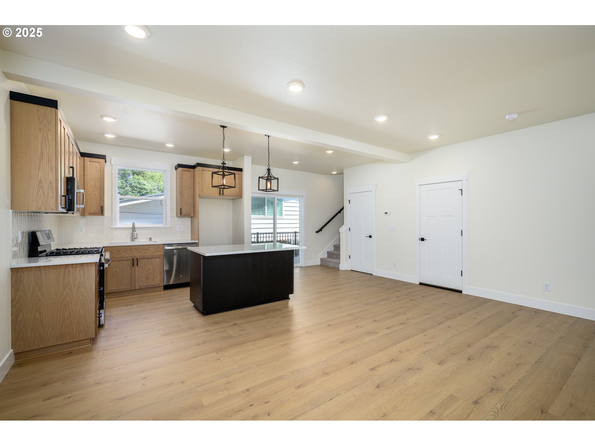 3233 PROVINCE CT