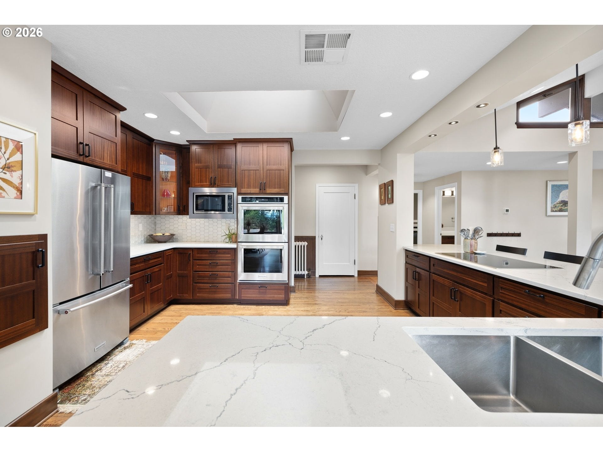 3617 WAUNA VISTA DR
