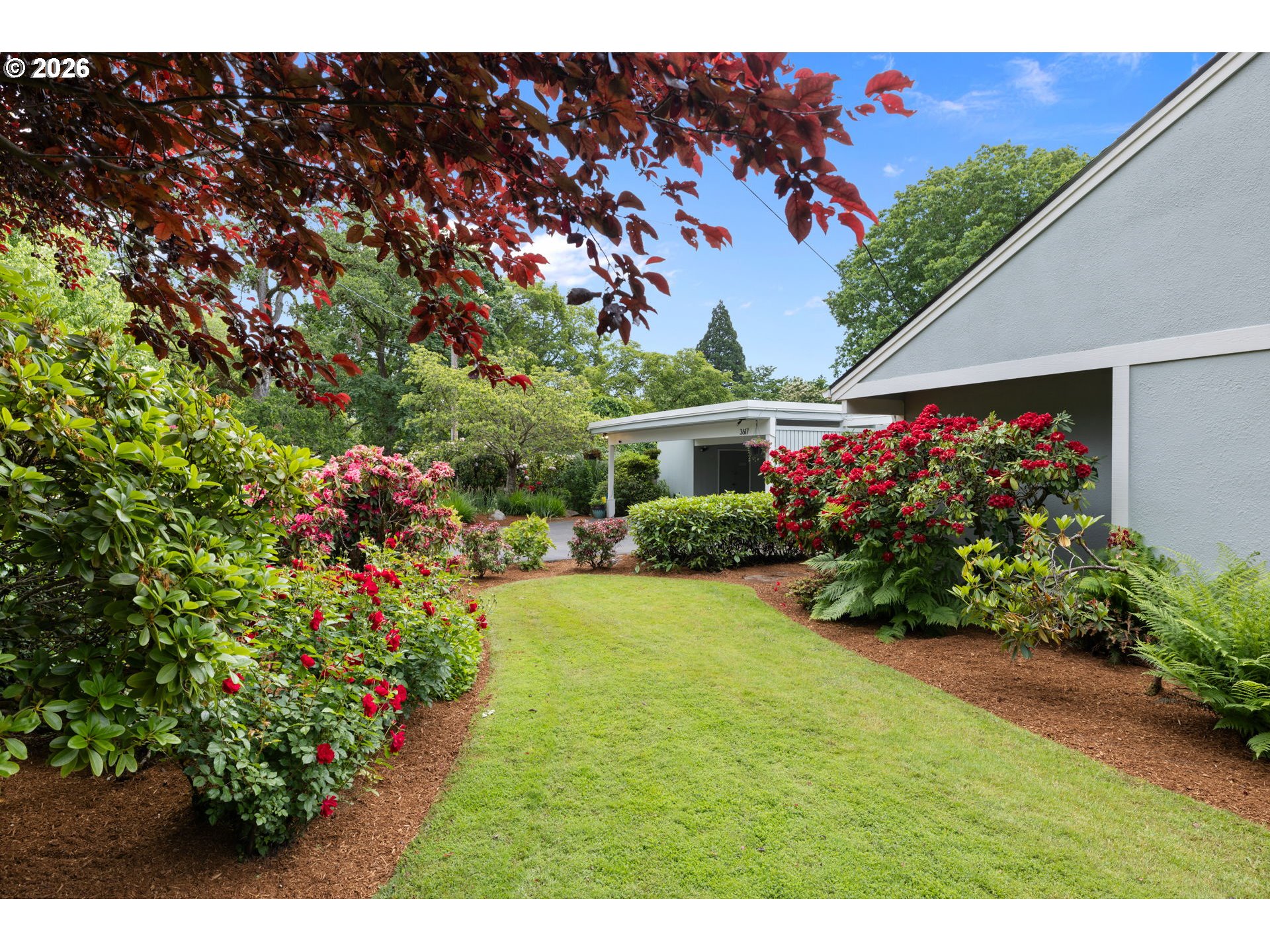 3617 WAUNA VISTA DR
