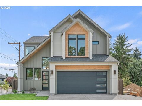 Photo of 10723 SE 13th Cir, Vancouver, WA 98664 (MLS # 395618931)