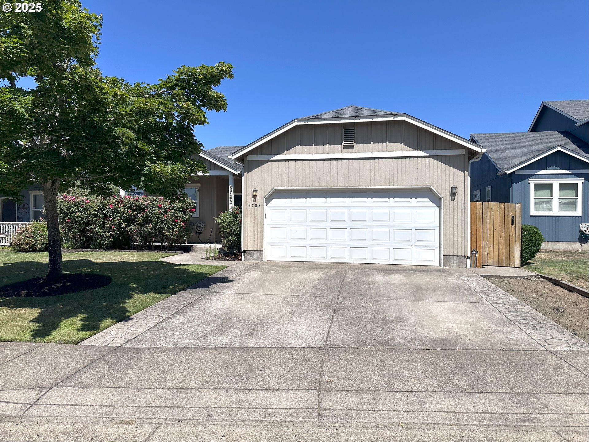 5782 MONTCLAIRE WAY