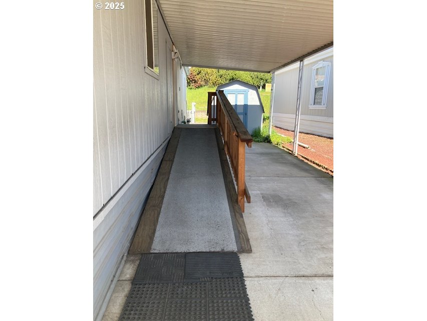 612 SHADOW RANCH LN