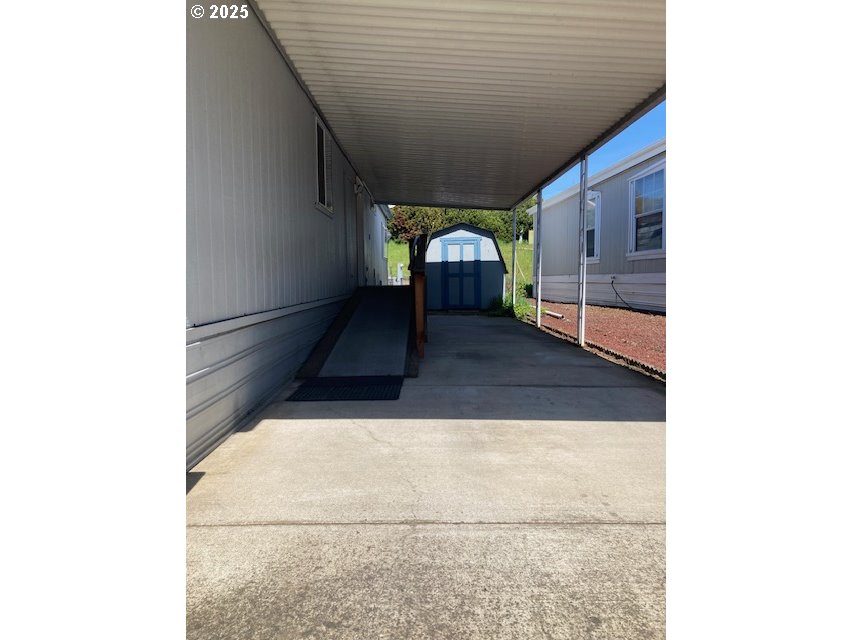 612 SHADOW RANCH LN