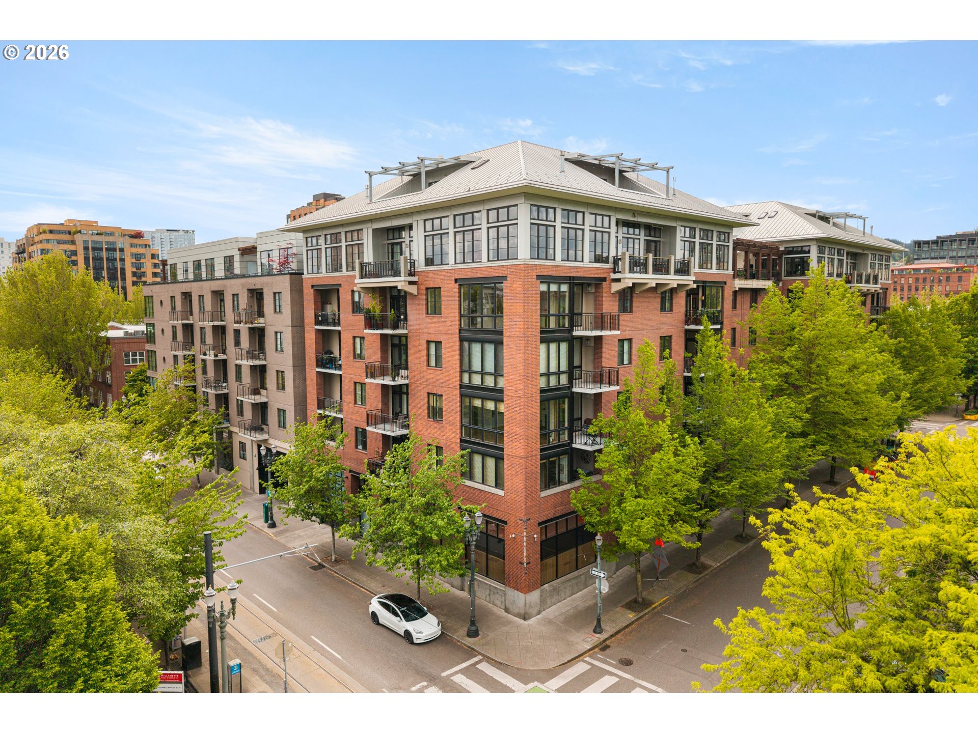 1030 NW JOHNSON ST 523